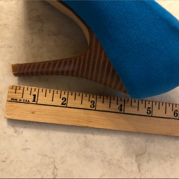 Turquoise blue fabric pumps with stacked heel - Picture 8 of 8